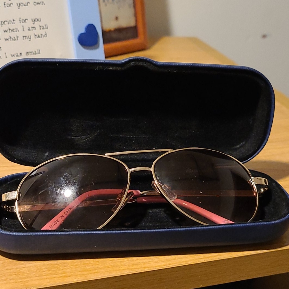 Girls sun glasses